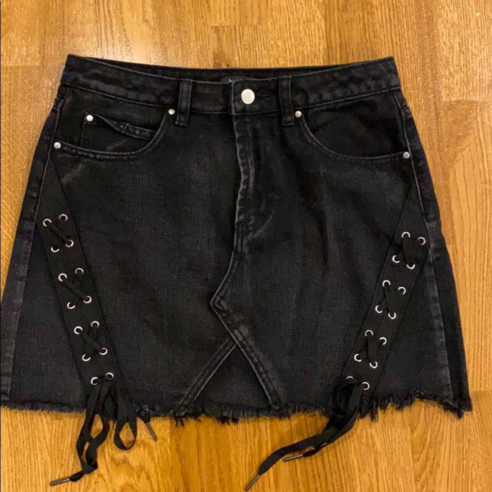 Denim black skirt